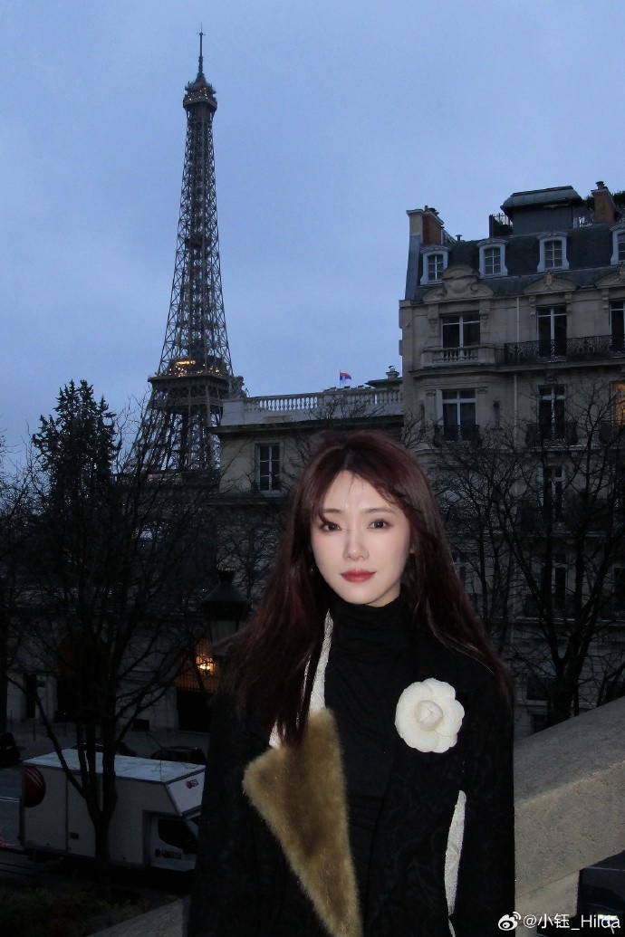 小钰分享照片：完美的巴黎之旅 一次性收获和四位冠军的合影hhhh